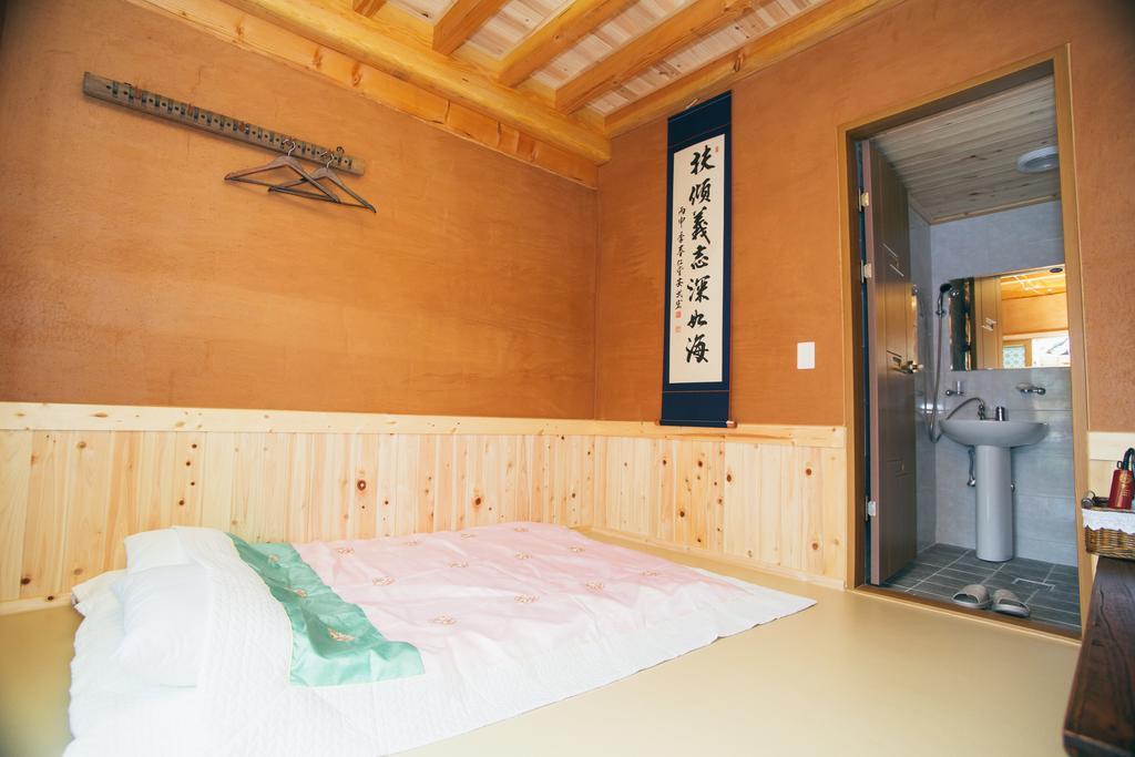 Laon Hanok Gguljam Jeonju Ngoại thất bức ảnh