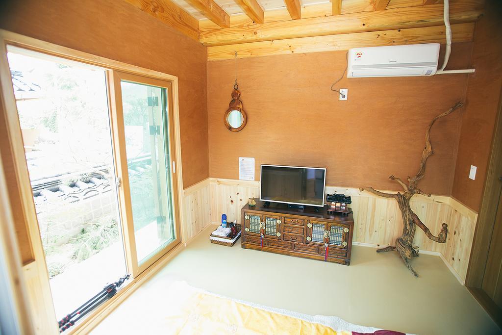 Laon Hanok Gguljam Jeonju Ngoại thất bức ảnh